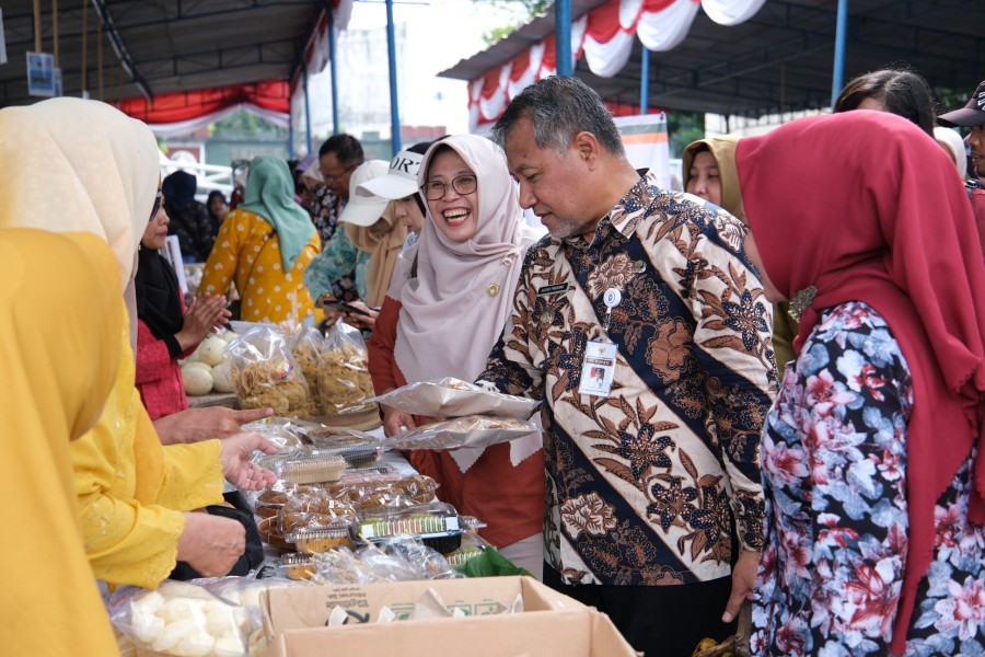 Lomba Belanja dan Joged Meriahkan Gelaran Lapak PKK