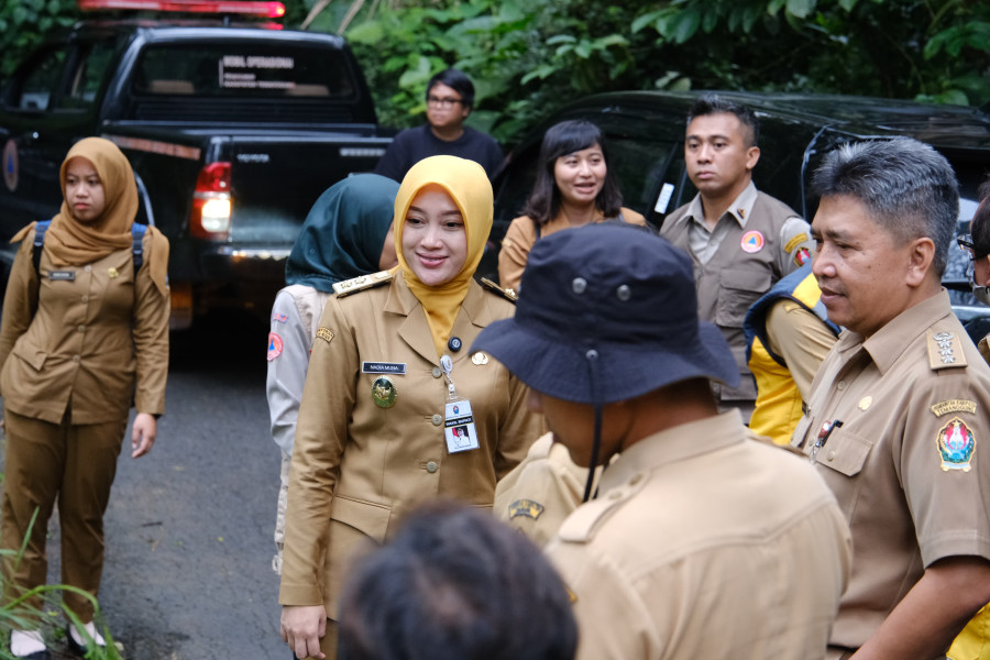 Wabup Nadia Muna Tinjau Lokasi Longsor di Desa Kramat Kranggan